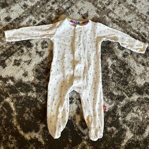 Magnetic Me pointelle